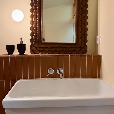 Villa House For 10 People - Private Garden - Ac *